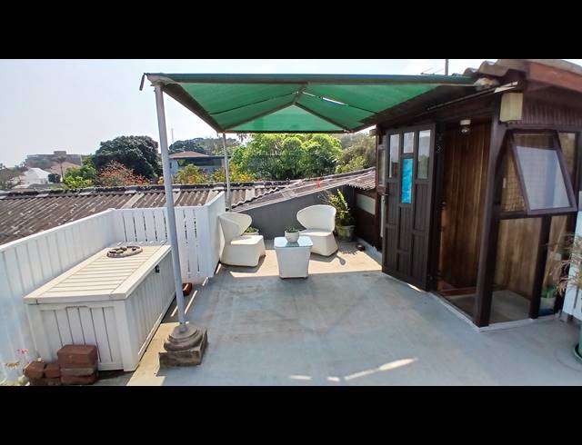 2 BEDROOM APARTMENT FOR SALE IN ESSENWOOD